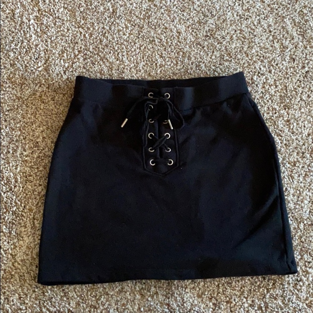 Forever 21 tie up skirt